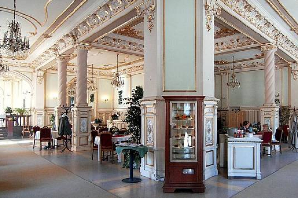 PŘEHRÁVKA KOMORNÍCH SOUBORŮ