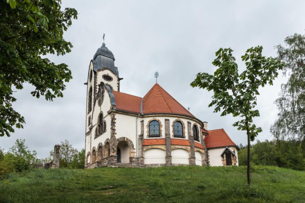 NOC KOSTELŮ 